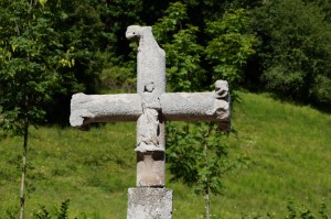 Détail de la croix du cimetière